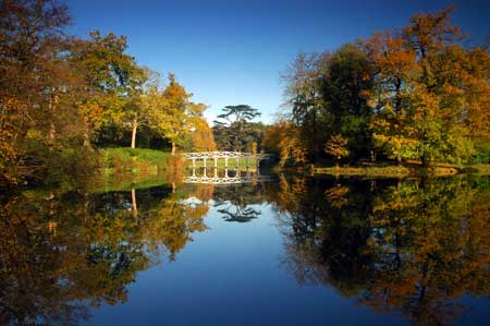 Photograph of the Chinese Bridge, Painshill Park, by Fred Holmes, November 2005. Copyright: Fred Holmes.