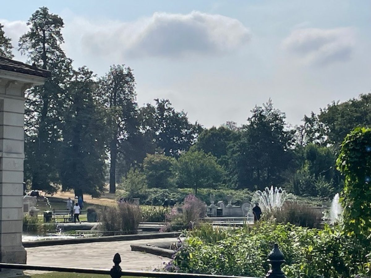 Fountain Italian Gardens Kensington2