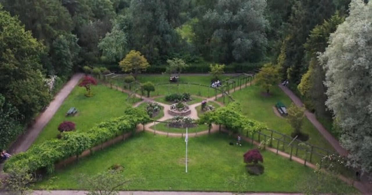 Fletcher Moss Gardens Manchester Parks & Gardens