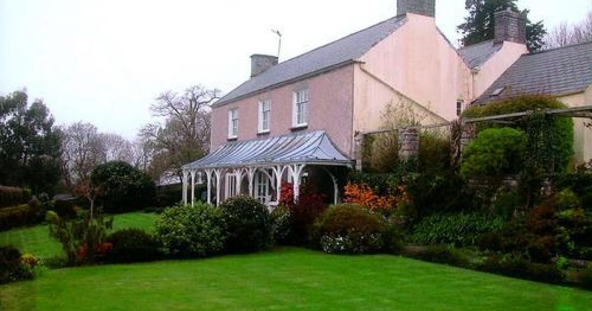 Hill House Llanblethian Parks & Gardens