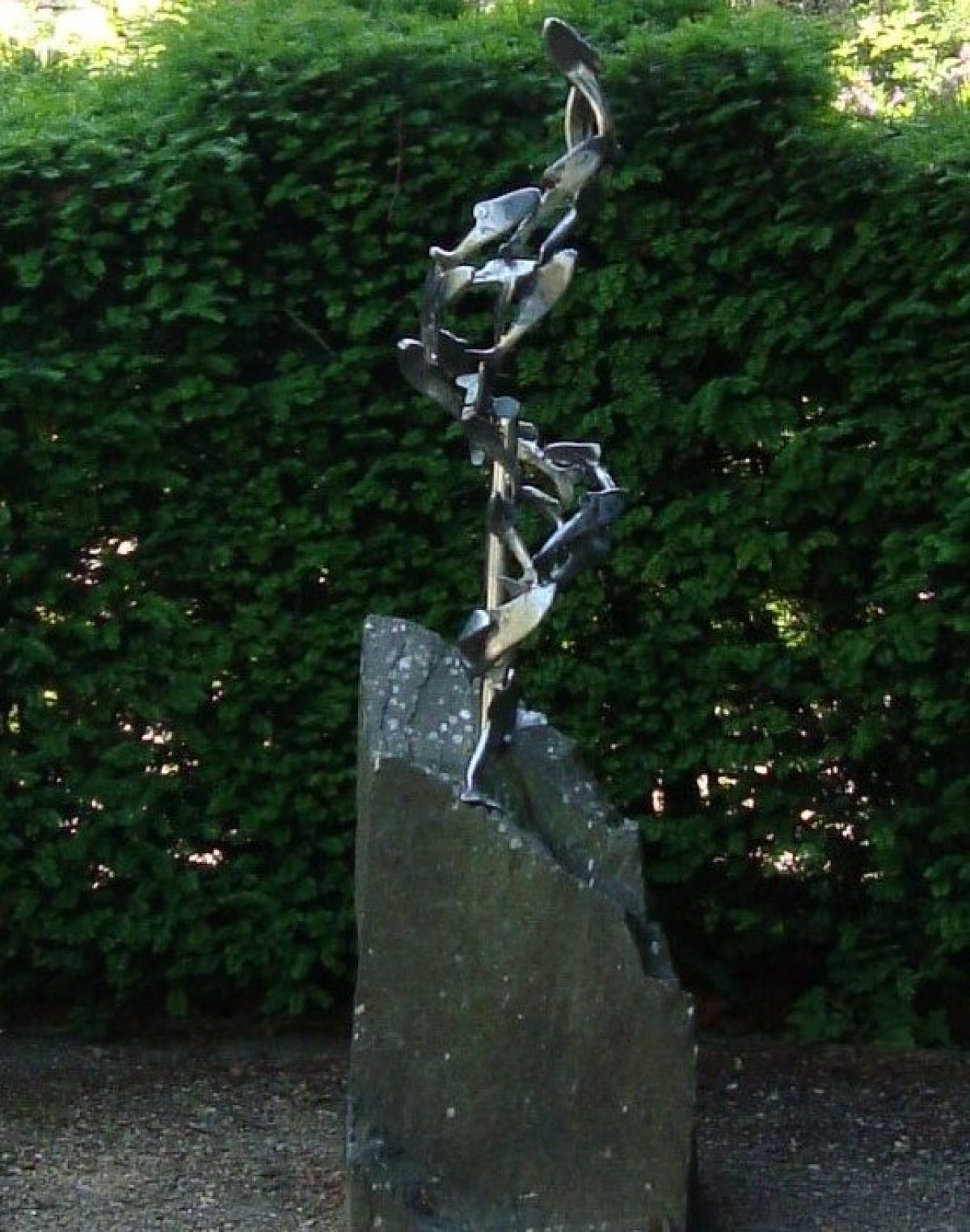 Pgds 20236 Religious Sculpture Dean Garnier Garden Winchester 2