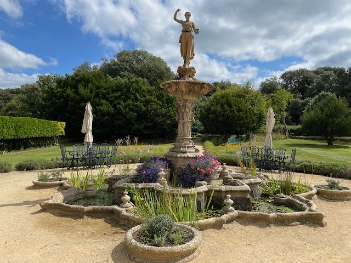 Clevedon Hall gardens