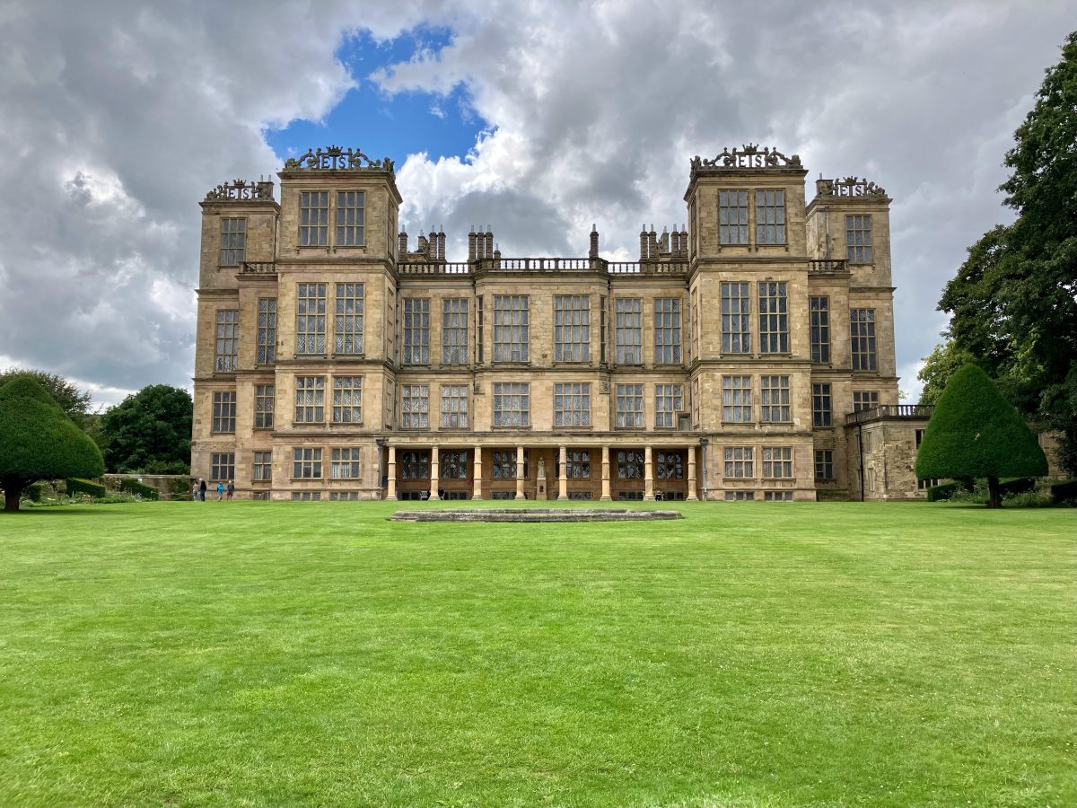 Rear view Hardwick Hall