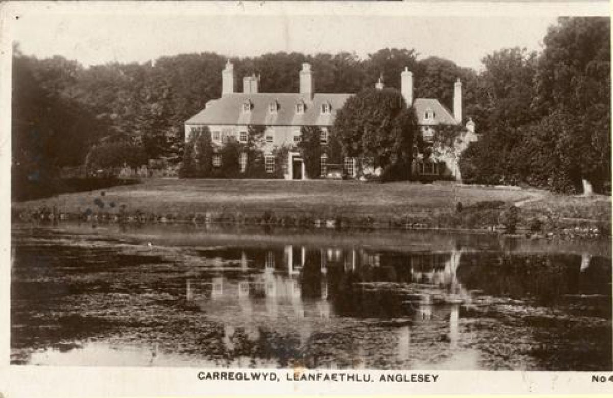 Pgds 20070914 101627 Carreglwyd3