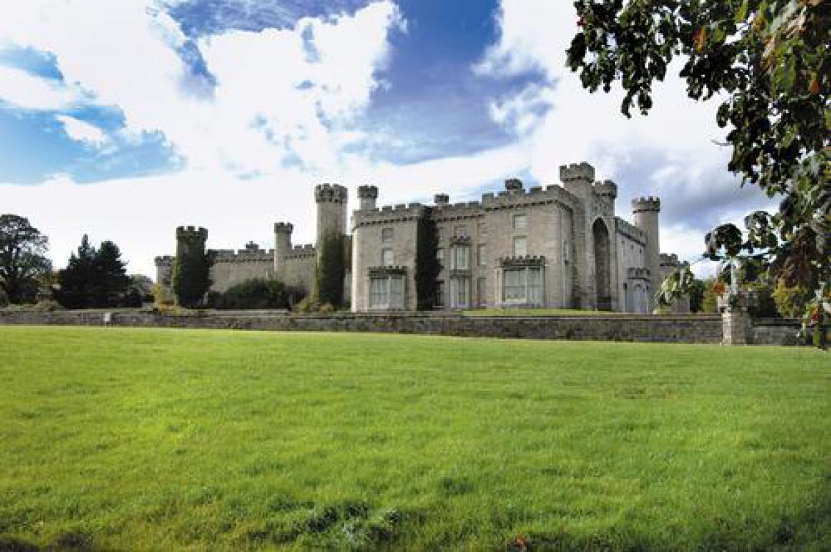 Pgds 20080709 155310 Bodelwyddan Castle And Lawn