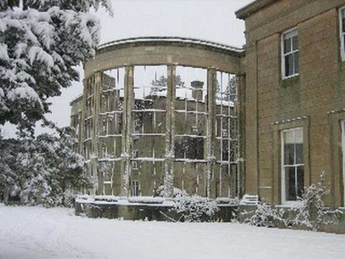 Whitbourne Hall Parks and Gardens (en)