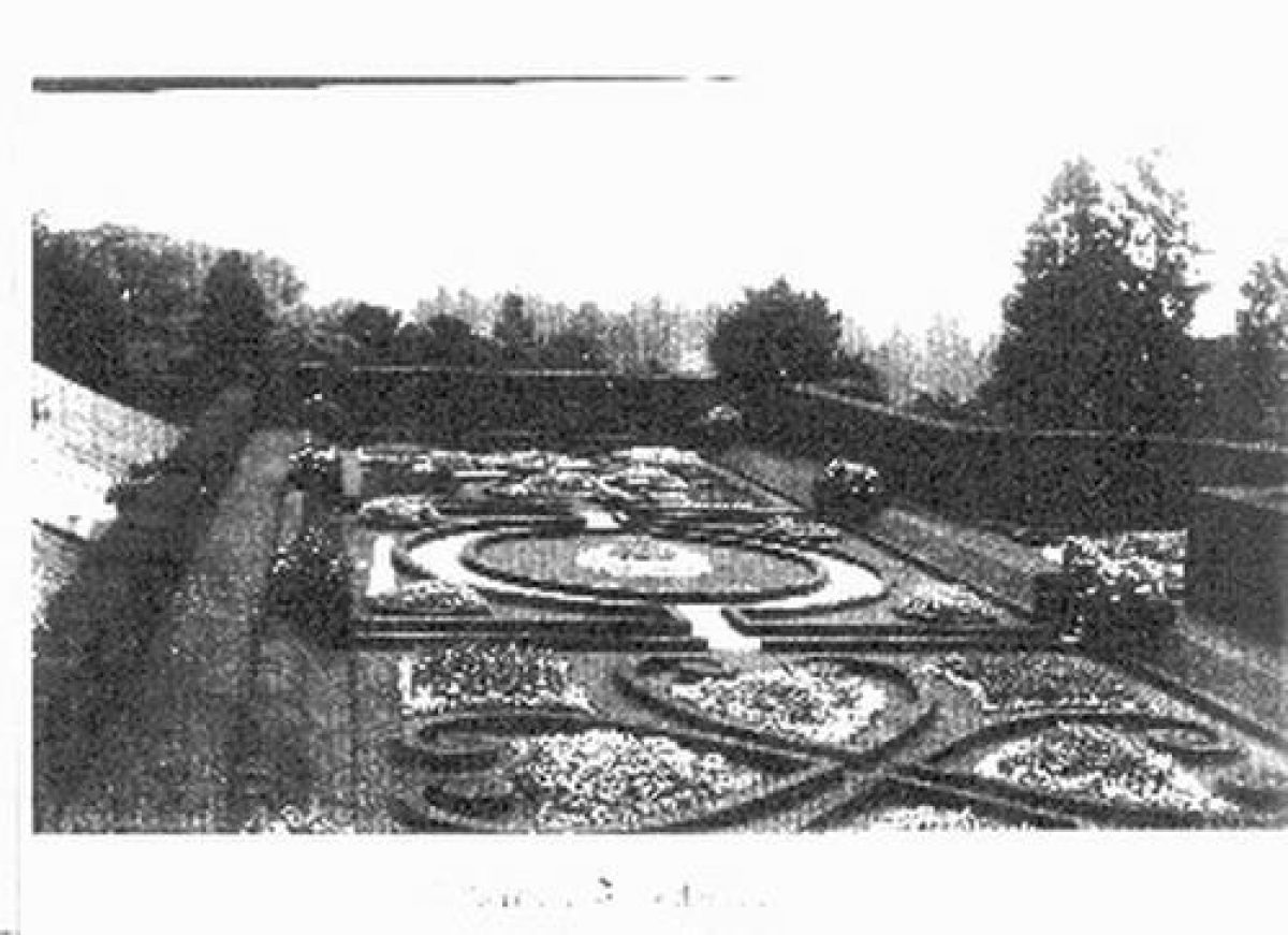 Pgds 20090629 125605 Italian Garden 1910 1