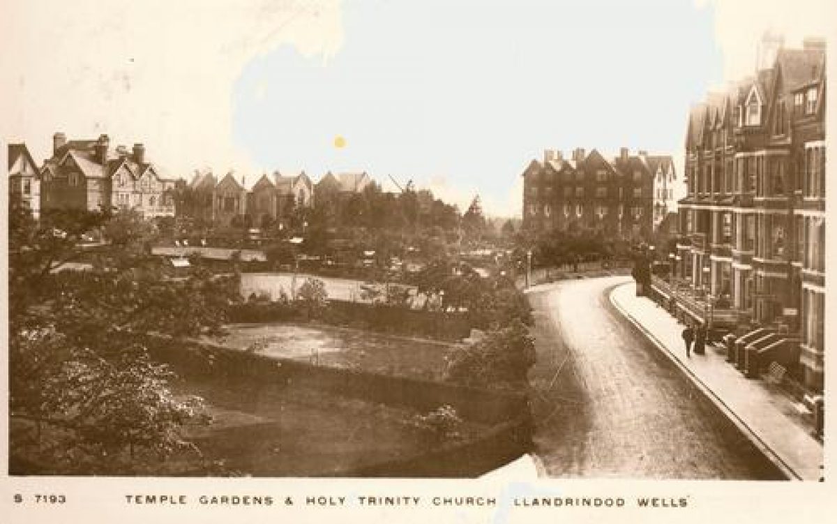 Pgds 20090829 101339 Llandrindod Wells12