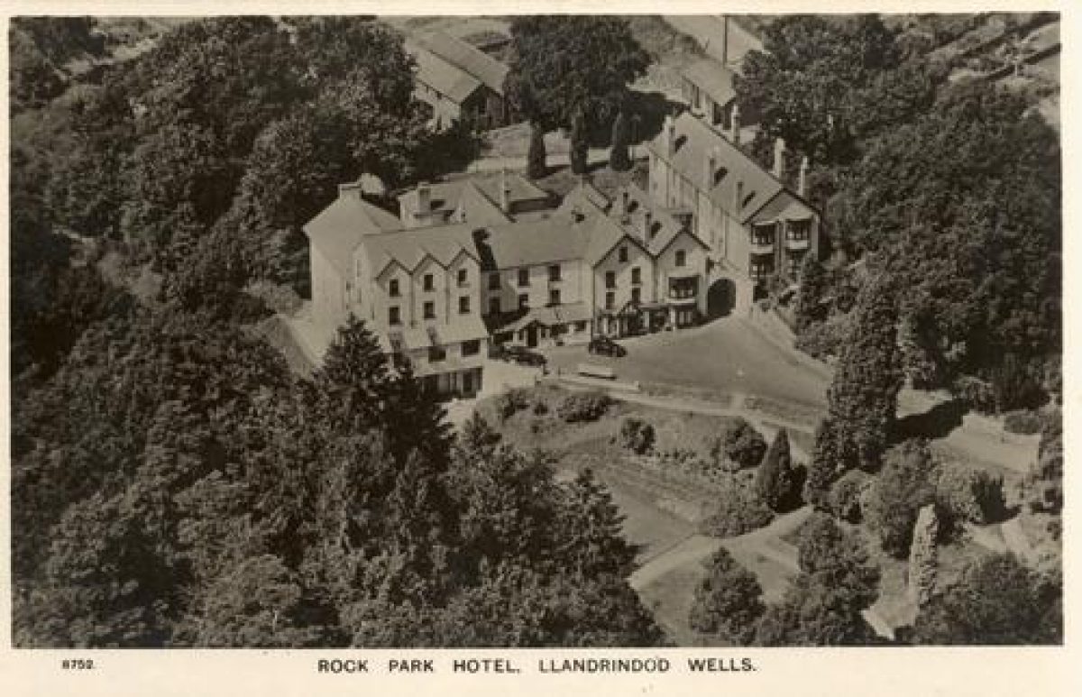 Pgds 20090829 102544 Llandrindod Wells11