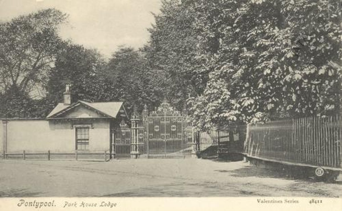 Pgds 20091019 203503 Pontypool Park7