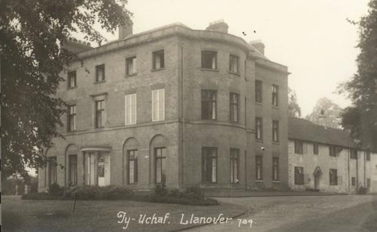 Pgds 20091020 135815 Ty Uchaf1