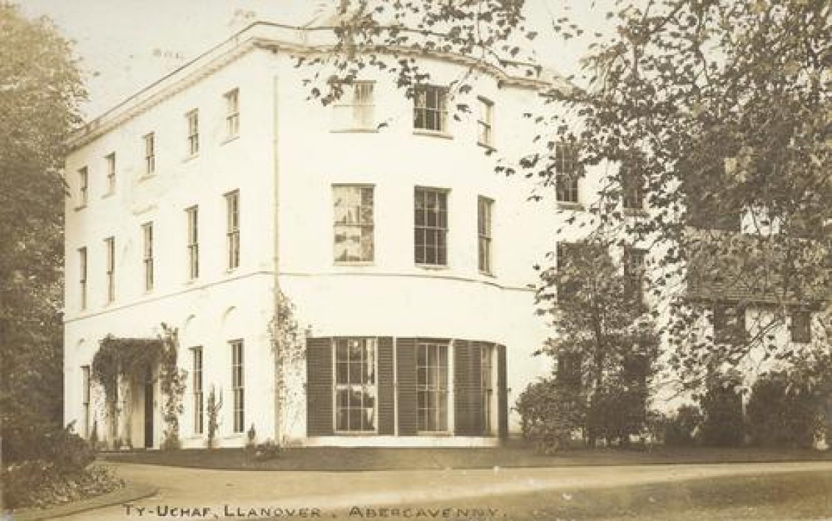 Pgds 20091020 140312 Ty Uchaf2