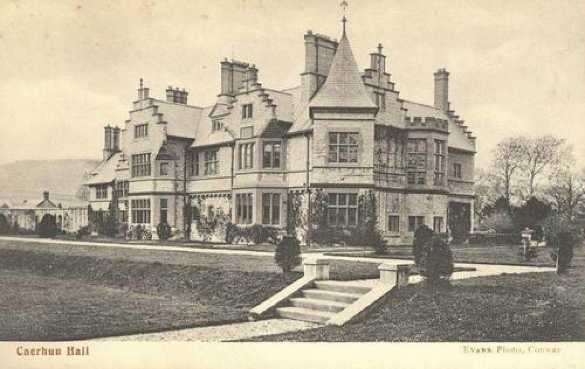 Pgds 20100120 131741 Caerhun Hall3