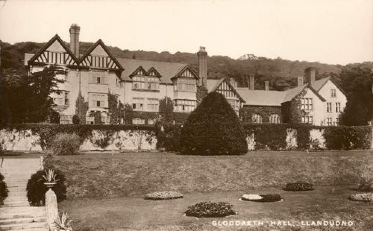 Pgds 20100120 133302 Gloddaeth2