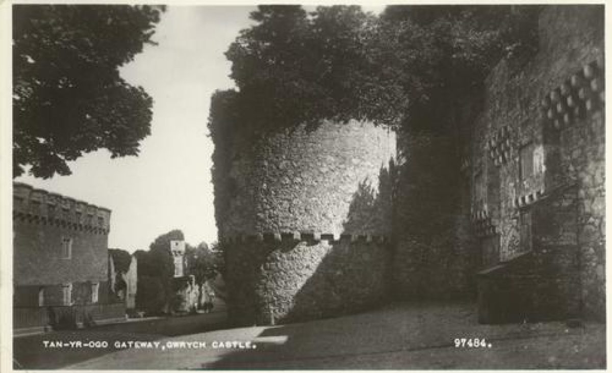 Pgds 20100329 183048 Gwrych23