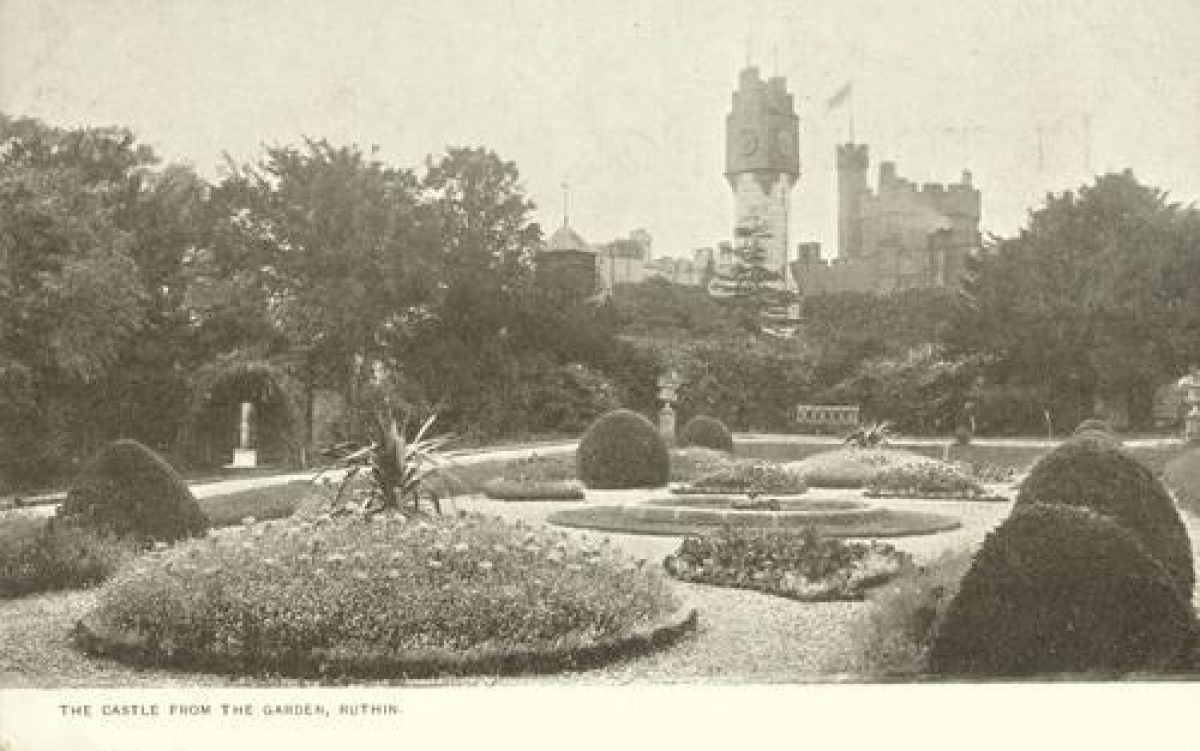 Pgds 20100413 172415 Ruthin Castle5