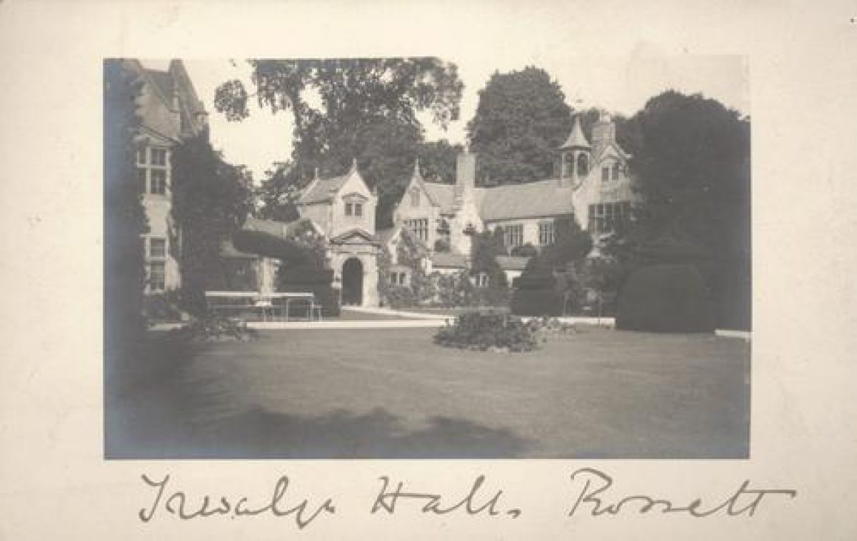 Pgds 20100413 192554 Trevalyn Hall1