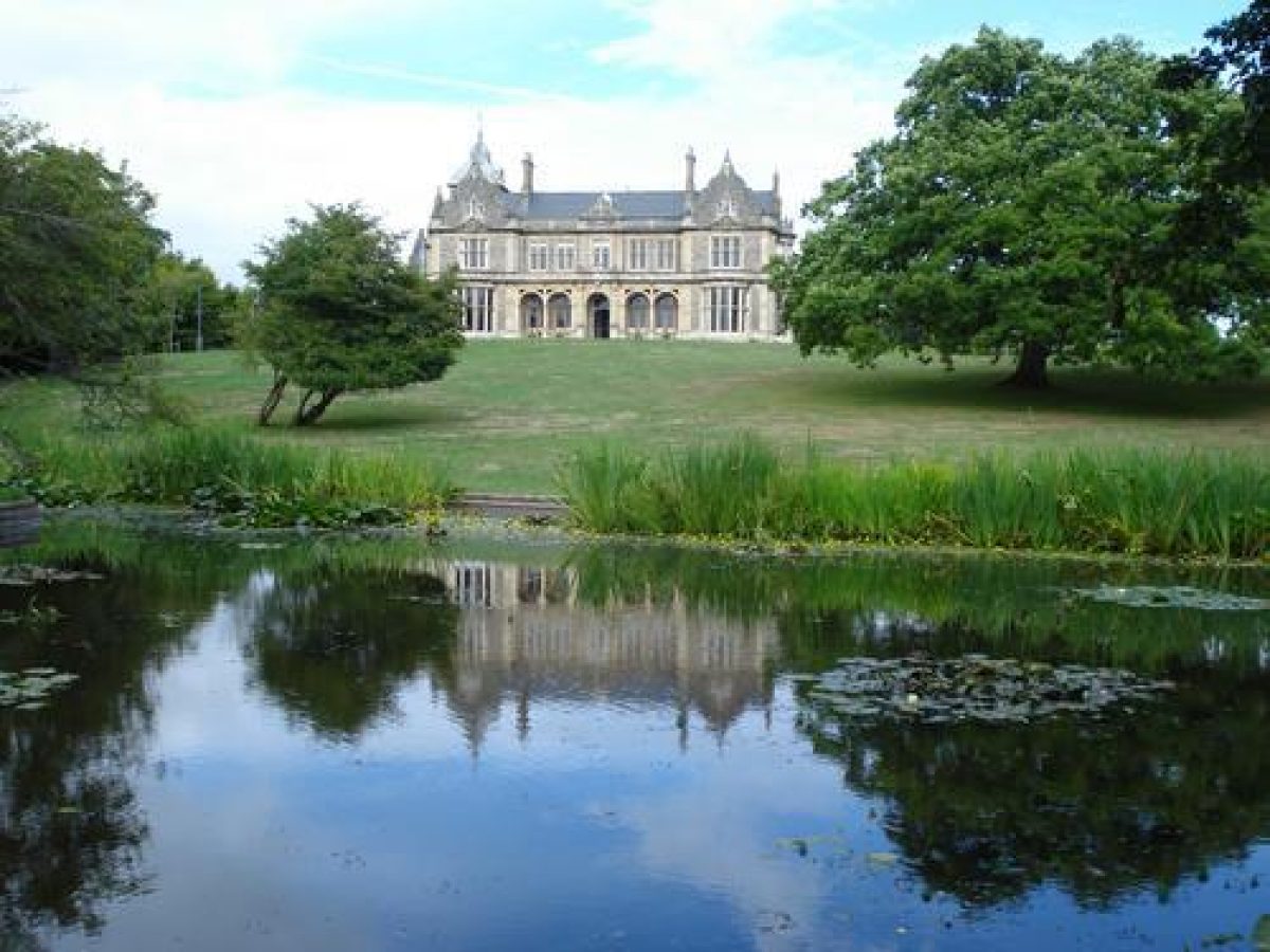 Pgds 20100913 104041 Clevedon Hall From The Island