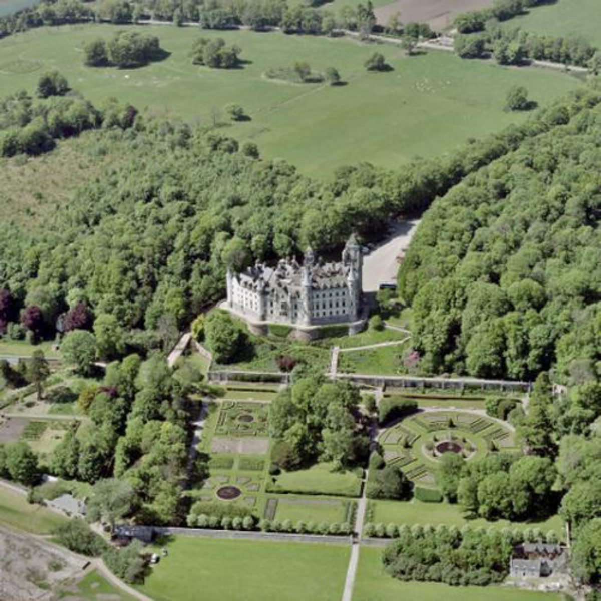 Pgds 20111119 193849 Dunrobin Castle