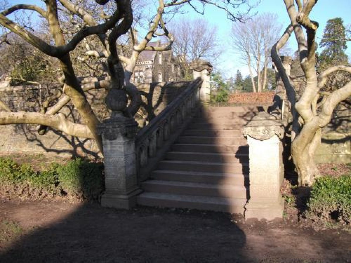 Pgds 20120208 125911 Croquet Lawn Steps Down To Se Lawn