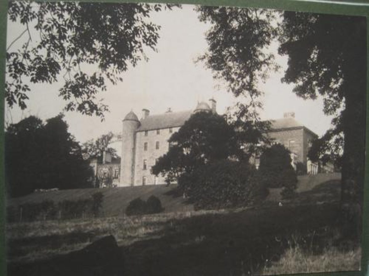 Methven Castle Parks and Gardens (en)