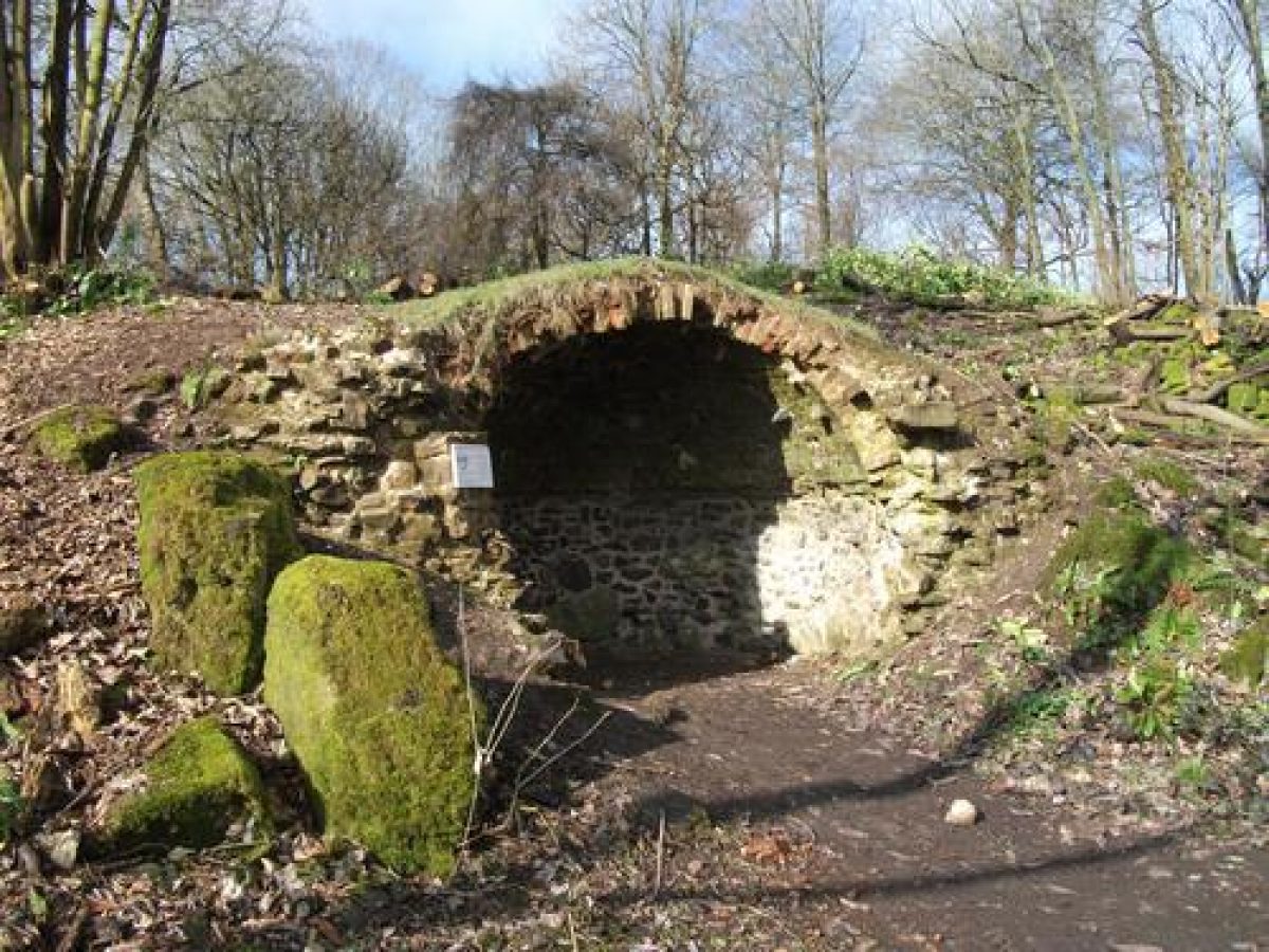 Piercefield Park Parks and Gardens (en)