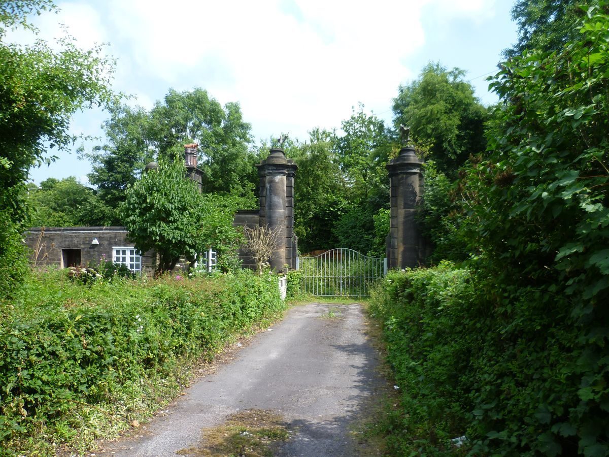 Pgds 20130718 200830 Stag Lane Gatehouse