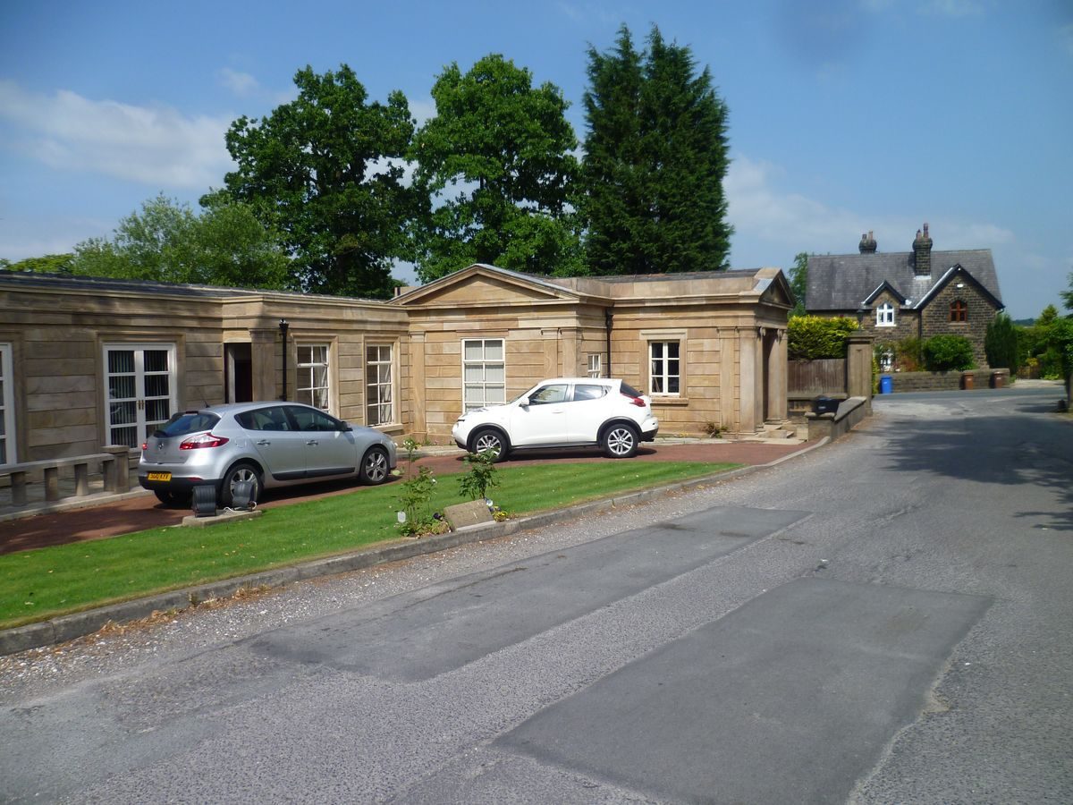 Pgds 20130718 210124 Gatehouse Or Lodge