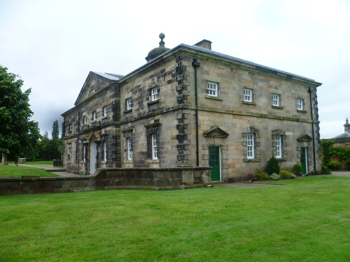 Pgds 20140622 203023 Garden Wall Attached To West Wing