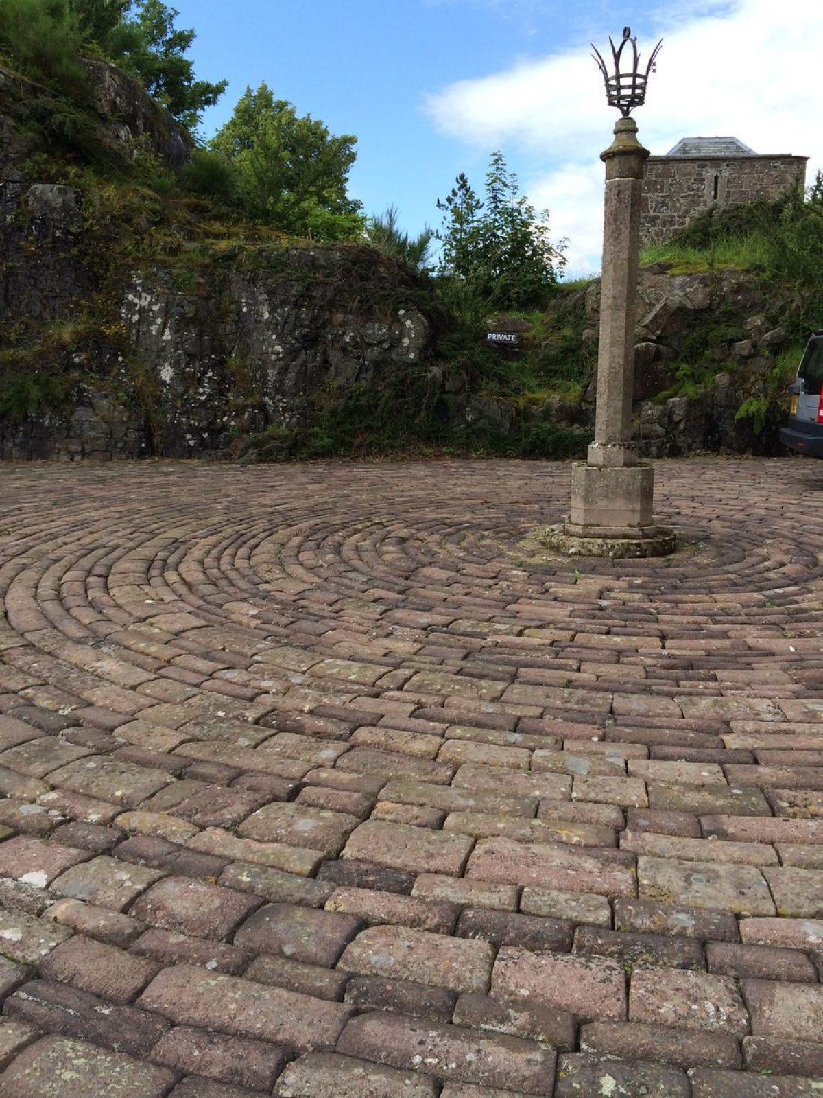 Pgds 20140802 160012 Courtyard Radial Stones Detail