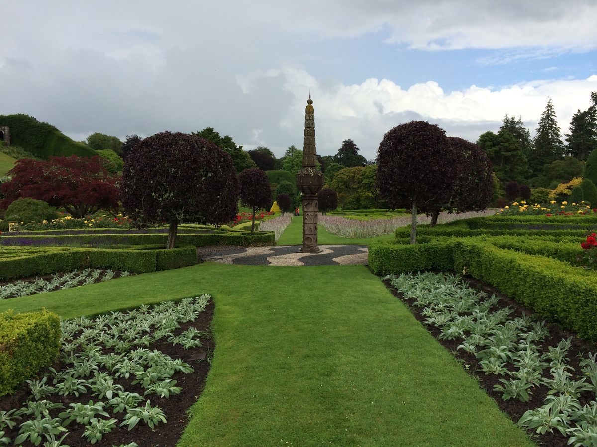 Pgds 20140802 161854 Lower Terrace Sun Dial