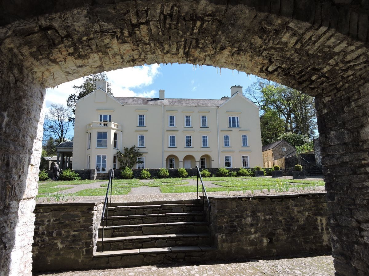 Pgds 20150428 143422 House From Cloisters