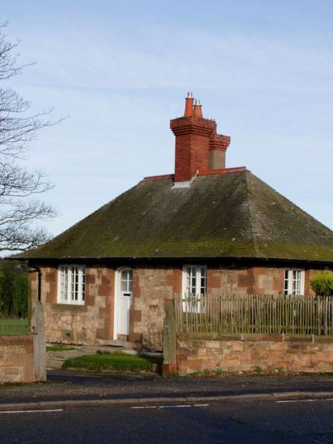 Invereil House | Parks and Gardens (en)